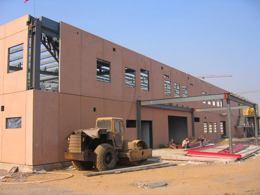 Construction de bâtiments pré machinée de structure métallique avec le nouveau panneau d'isolation