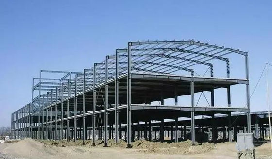 Entrepôt à plusiers étages de structure métallique de construction en acier de bâtiment à pans de bois