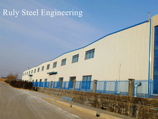 Entrepôt multi léger de structure métallique d'envergures d'ASTM A36