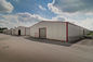 Le bâtiment léger d'usine de structure métallique pour la voiture en métal de hangars jette la taille standard