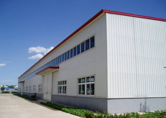 ASTM A36 a préfabriqué l'atelier de production d'entrepôt de structure métallique