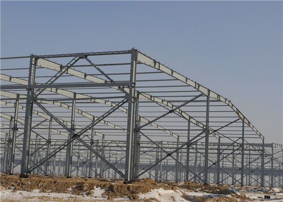 Construction de bâtiments en acier moderne de structure métallique de bâtiments de l'industrie PEB