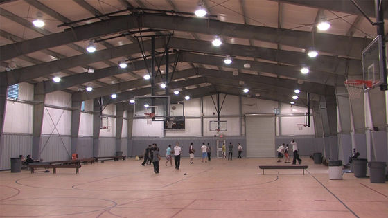 Terrain de basket-ball en structure d'acier préfabriquée, multi-terrains, grande portée