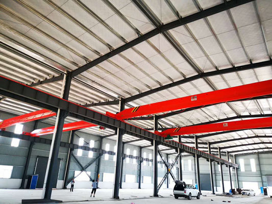 Atelier préfabriqué en structure d'acier Q235B Q355B, grande portée, prêt pour grue