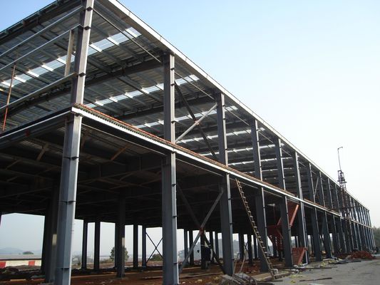Excellentes performances au feu, écologiques, efficacité énergétique élevée, bâtiments d'usine de construction moderne, atelier