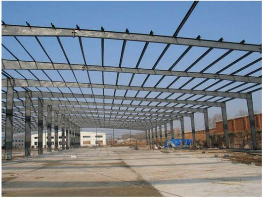 Construction d'entrepôt préfabriqué en acier en section H galvanisé à chaud économique industriel léger poids grande portée