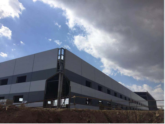 Envergure simple ou multi d'entrepôt préfabriqué de structure métallique de structure forte de cadre