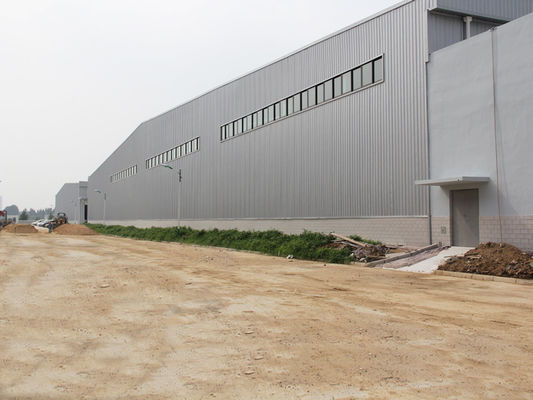 Entrepôt d'atelier en structure d'acier préfabriquée pour stockage industriel