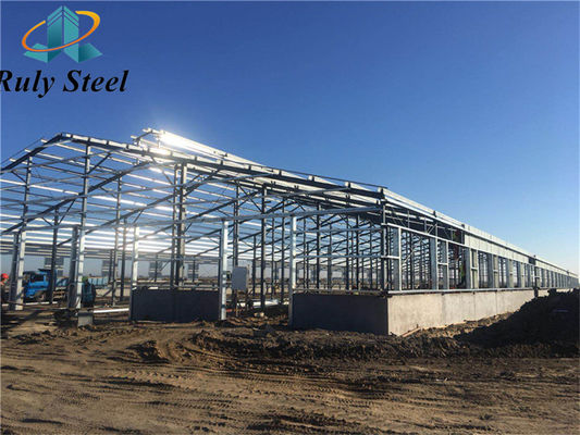 Structure en acier préfabriquée entrepôt de métaux atelier bâtiments d'usine pour les grandes quantités