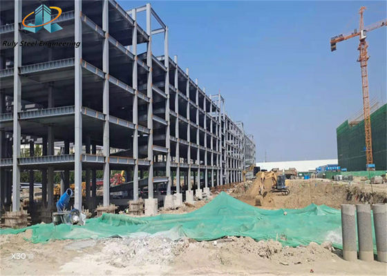 Fabrication de structures en acier préfabriquées à plusieurs étages pour bâtiments résidentiels / bureaux / hôtels