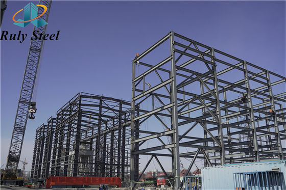 Fabrication de structures en acier préfabriquées à plusieurs étages pour bâtiments résidentiels / bureaux / hôtels