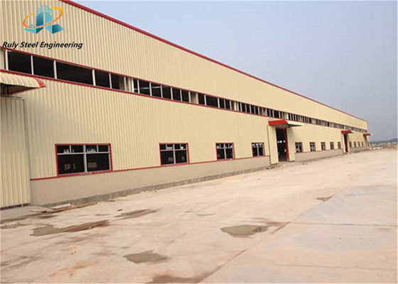 Constructions préfabriquées en acier entrepôt préfabriqué durabilité et résistance imbattables