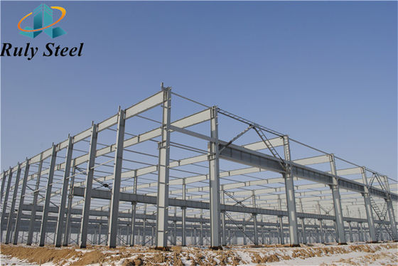 Hangar pour le stockage et l'entretien des avions