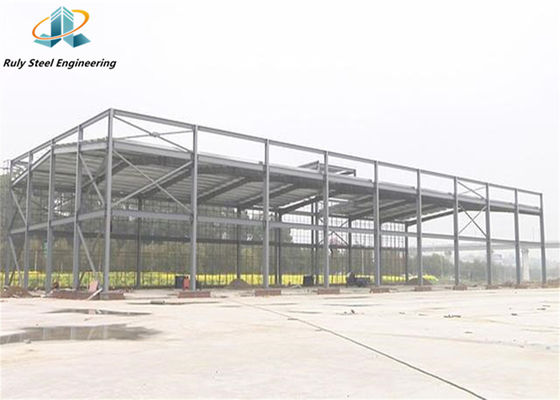 Q355b Entrepôt de structure en acier à longue portée / bâtiment préfabriqué / usine de pneus