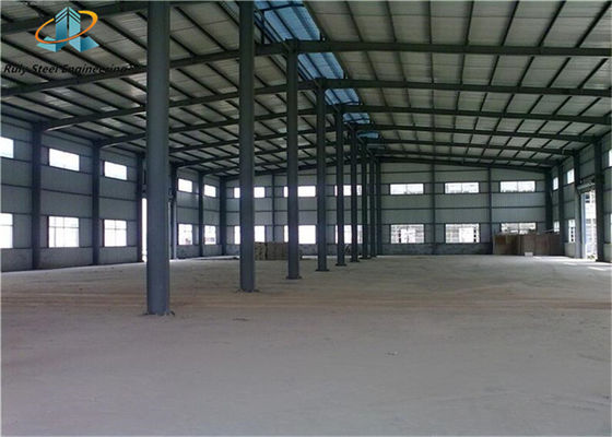Construction préfabriquée en acier à grande portée bâtiment métallique salle industrielle atelier entrepôt