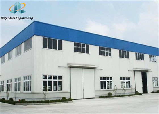 Chine usine de bâtiments de structure en acier prix des maisons préfabriquées grenier de métal garage magasin entrepôt atelier d'acier