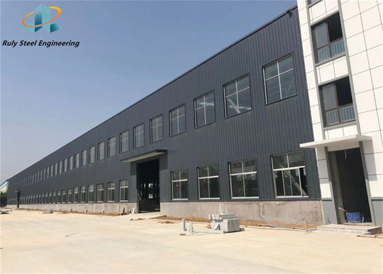 Structure d'acier ultra-durable et étendue pour le stockage à grande échelle Assemblage facile Atelier de structure d'acier préfabriqué