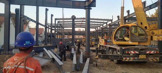 Construction de bâtiments préfabriqués en acier léger