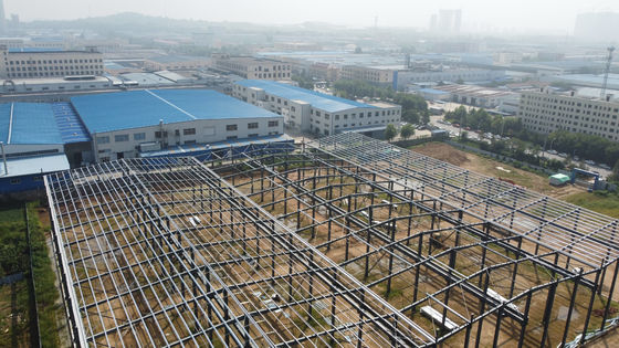 100 m*30 m Structure de cadre en acier Bâtiments d'entrepôt en acier préfabriqués