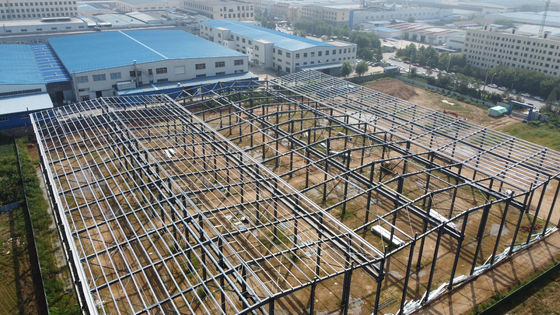 100 m*30 m Structure de cadre en acier Bâtiments d'entrepôt en acier préfabriqués