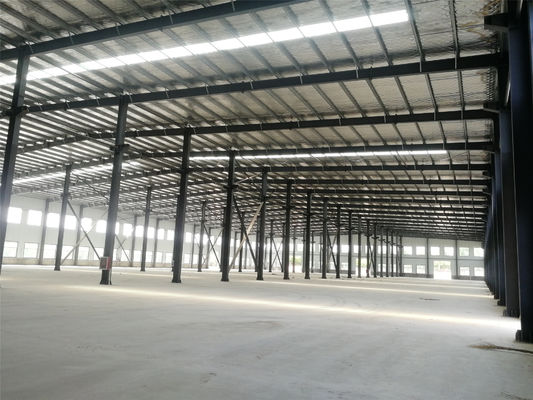 Salle d'exposition de la structure en acier