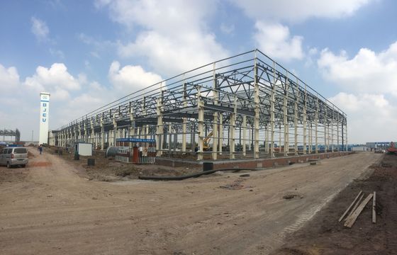 Structure préfabriquée en acier entrepôt Q355 Taille personnalisée 50 ans de vie