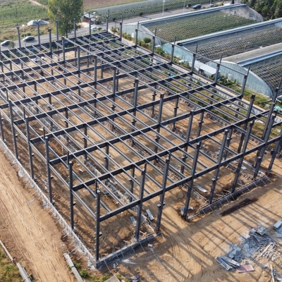 Entrepôt préfabriqué en acier, structure en H, section Q355, connexion boulonnée