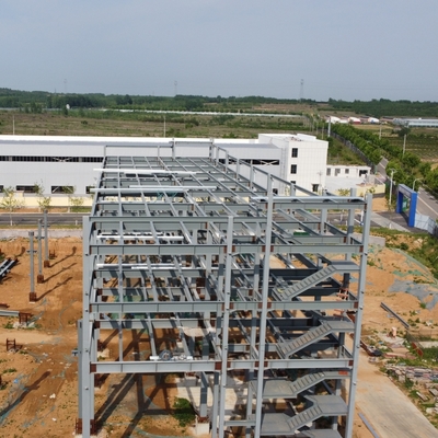 Grand bâtiment préfabriqué en acier à grande portée avec bureau intérieur