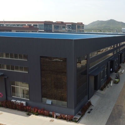 Entrepôt en structure d'acier préfabriquée de 12,5 m pour la logistique