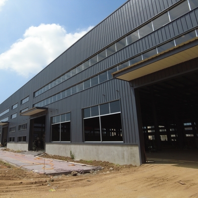 Atelier de construction en acier pour les ateliers de maintenance automobile Q235B Q355B