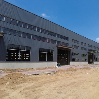 Entrepôt préfabriqué en structure d'acier, bâtiment Q355, taille personnalisée