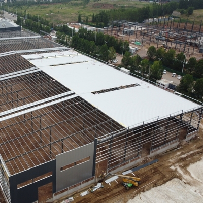 Entrepôt en acier à travées multiples avec panneaux en laine de roche certifié AISC BV CE