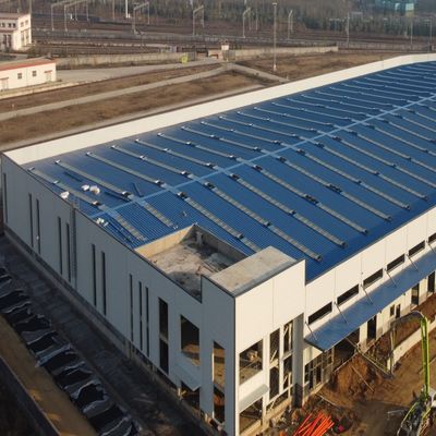 Entrepôt logistique préfabriqué en acier pour gare à grande vitesse