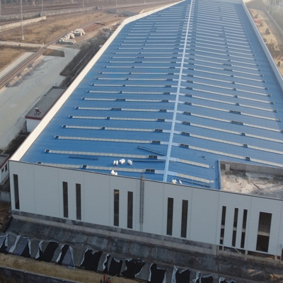 Entrepôt préfabriqué en acier, grande portée, parc logistique