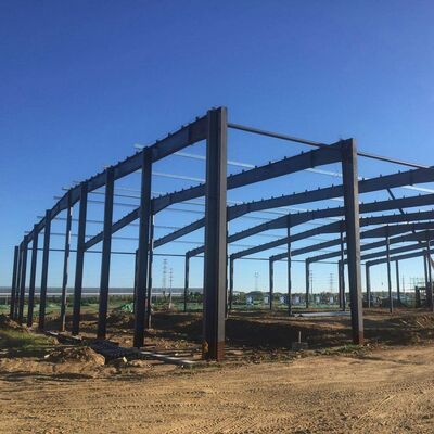 Entrepôt logistique préfabriqué en acier pour gare à grande vitesse