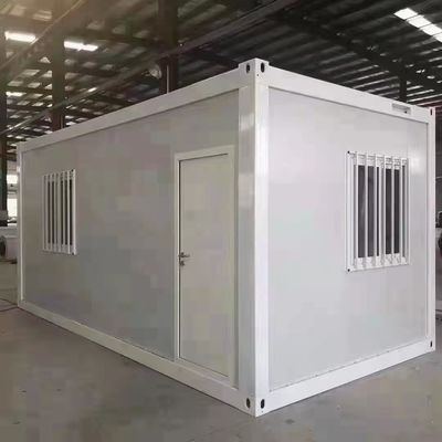 Maison container préfabriquée en acier galvanisé avec panneaux sandwich EPS